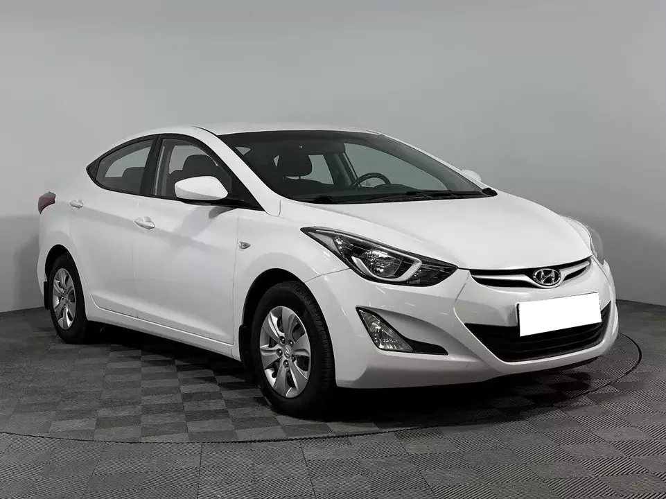 Hyundai Elantra, фото №3