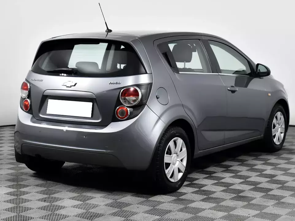 Chevrolet Aveo, фото №5