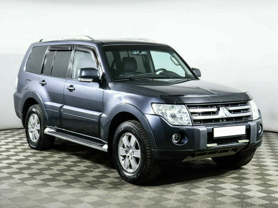 Mitsubishi Pajero IV, фото №2