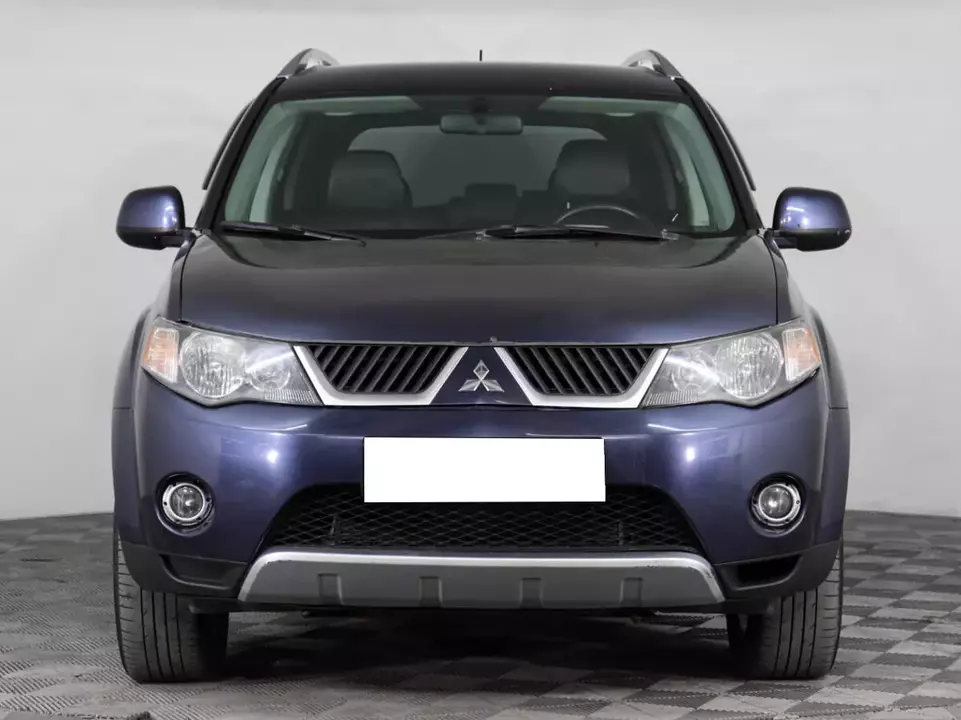 Mitsubishi Outlander, фото №2