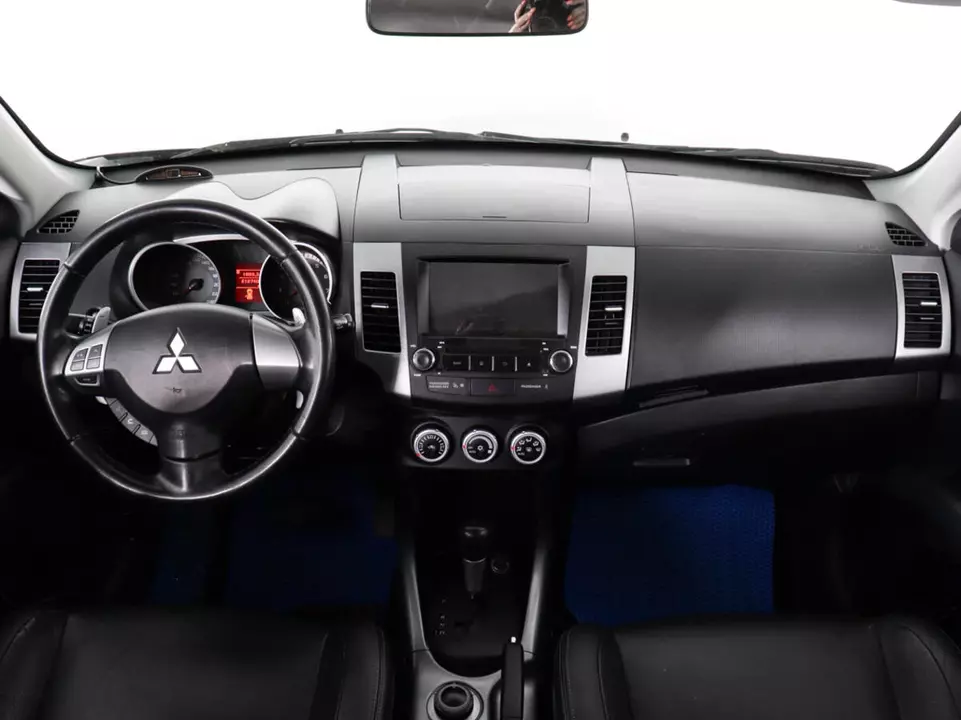 Mitsubishi Outlander, фото №11