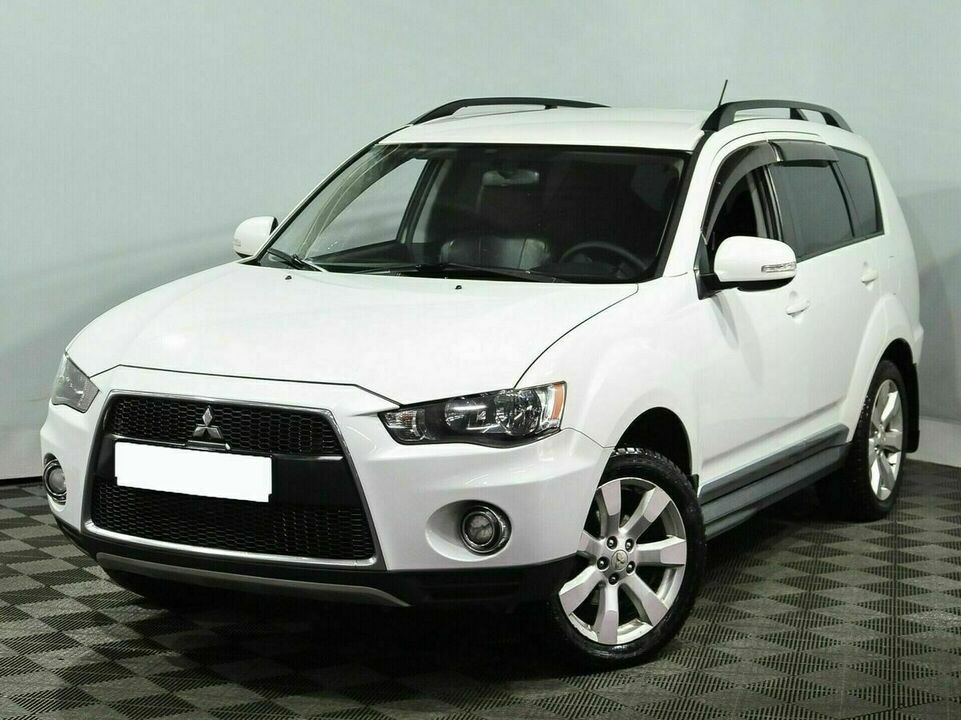 Mitsubishi Outlander II Рестайлинг, фото №1