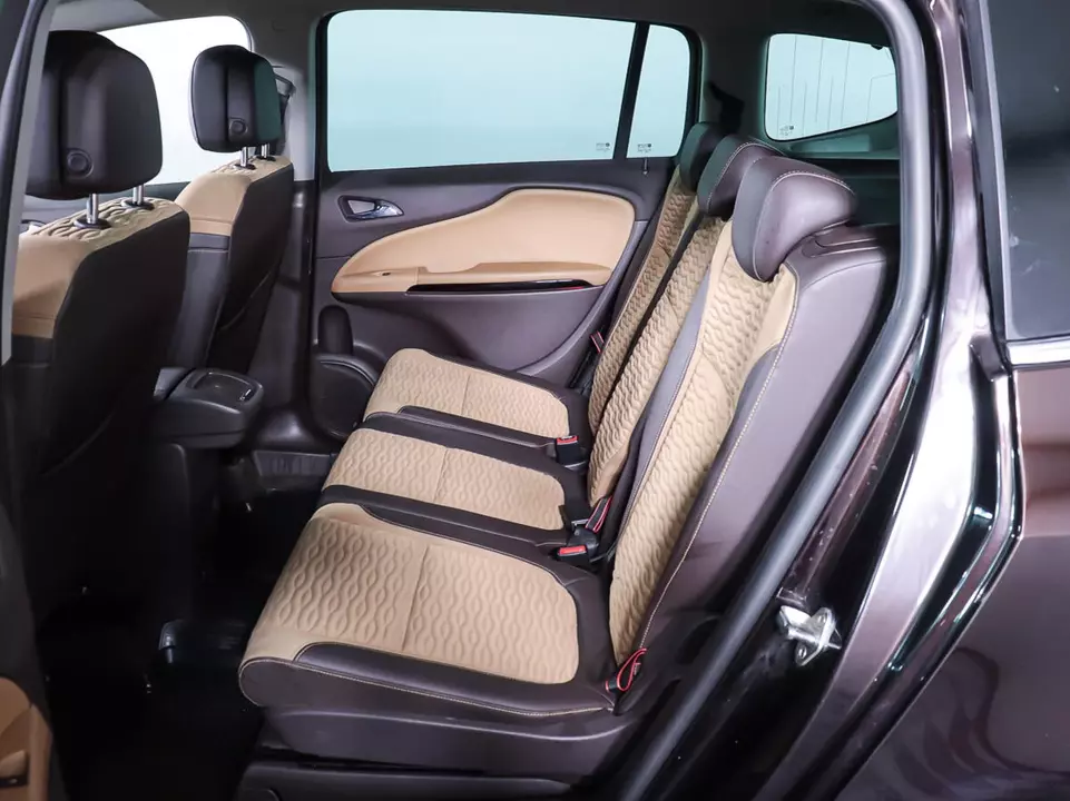 Opel Zafira, фото №11