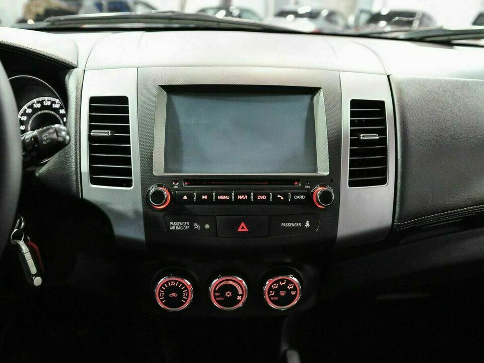 Mitsubishi Outlander II Рестайлинг, фото №10