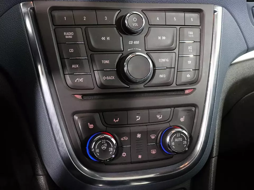 Opel Mokka, фото №11