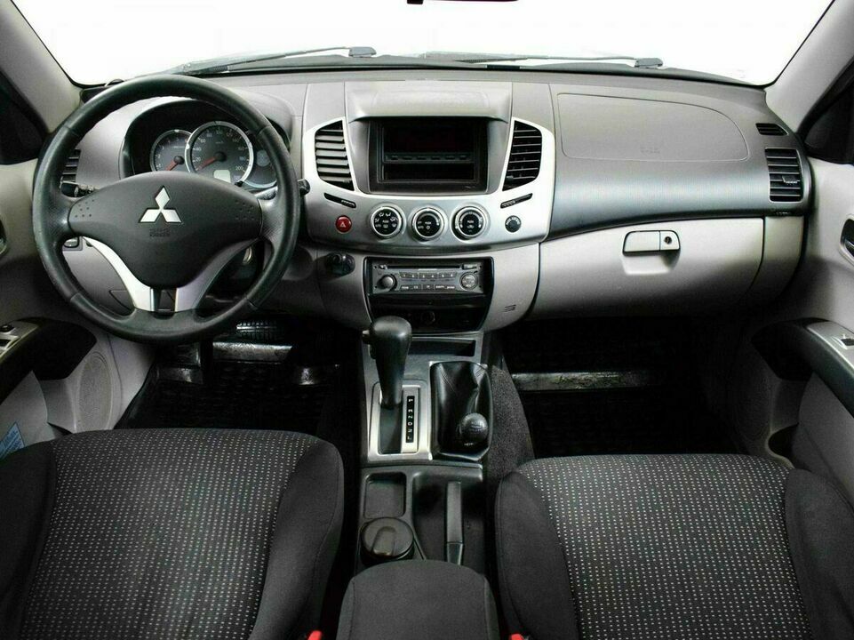 Mitsubishi l200 iv, фото №2