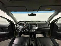 Mitsubishi Outlander II, фото №5