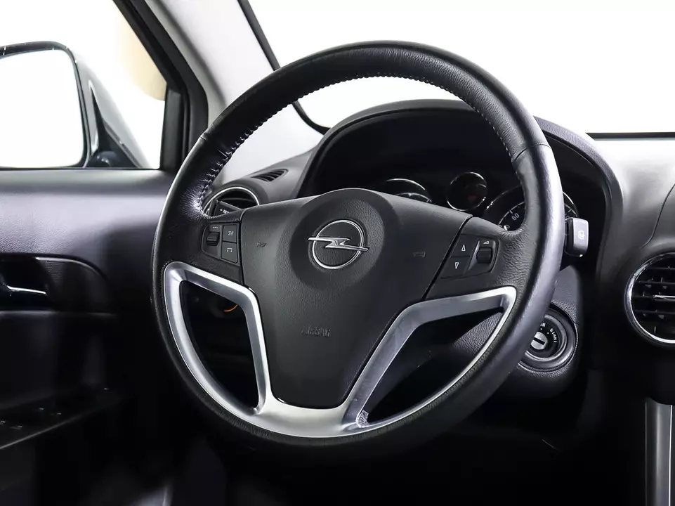 Opel Antara, фото №17