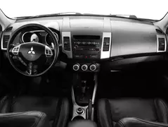 Mitsubishi Outlander, фото №8