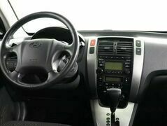 Hyundai Tucson 2.0 Автомат, фото №8