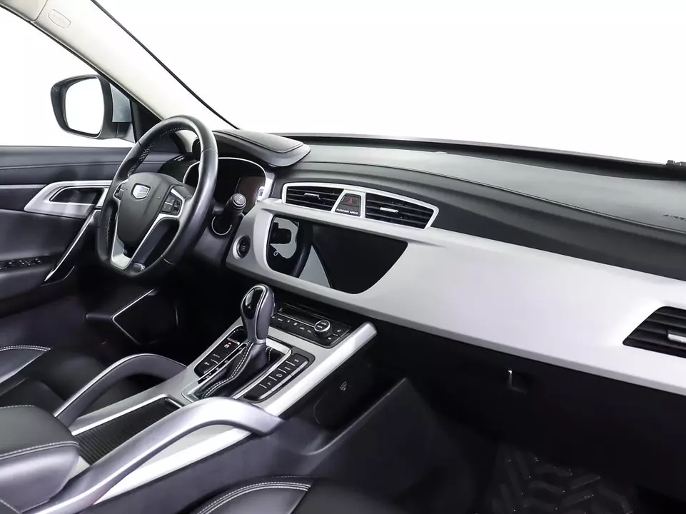 Geely Atlas, фото №11
