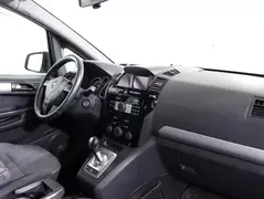 Opel Zafira, фото №11