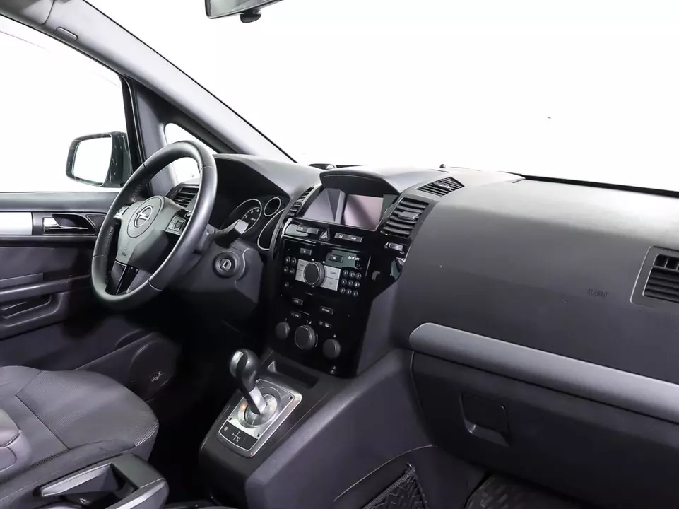 Opel Zafira, фото №11