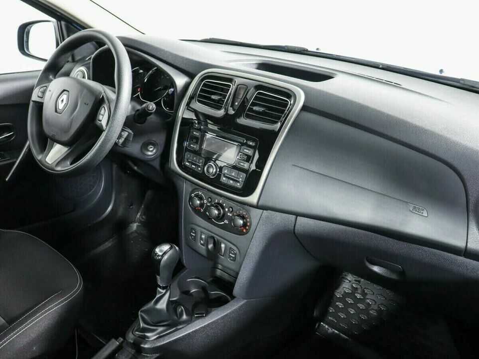 Renault Logan II, фото №6