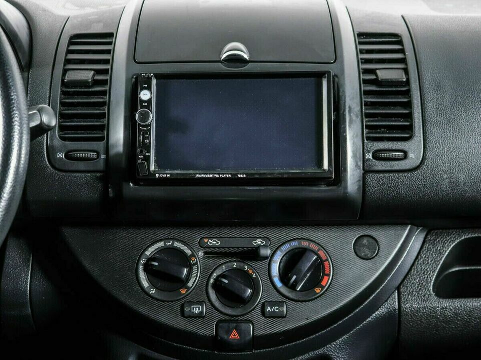 Nissan Note I Рестайлинг, фото №8