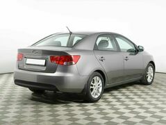 Kia Cerato 1.6 Автомат, фото №2