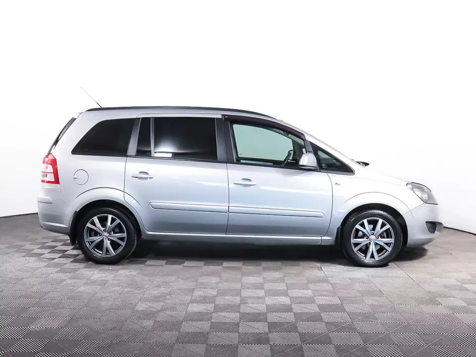Opel Zafira, фото №4