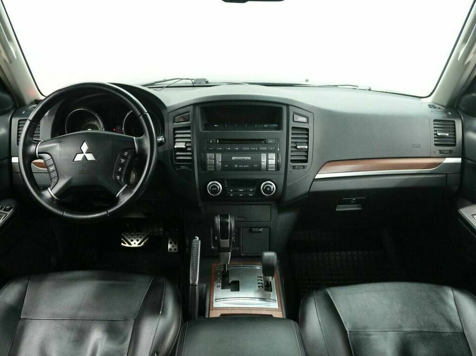 Mitsubishi Pajero IV, фото №5