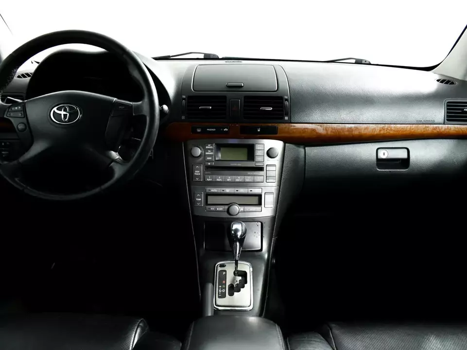 Toyota Avensis, фото №11