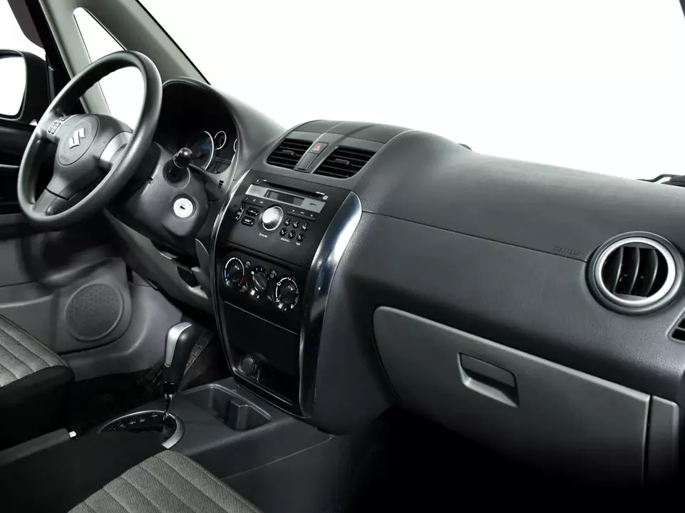 Suzuki SX4, фото №9