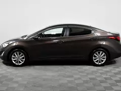 Hyundai Elantra, фото №8