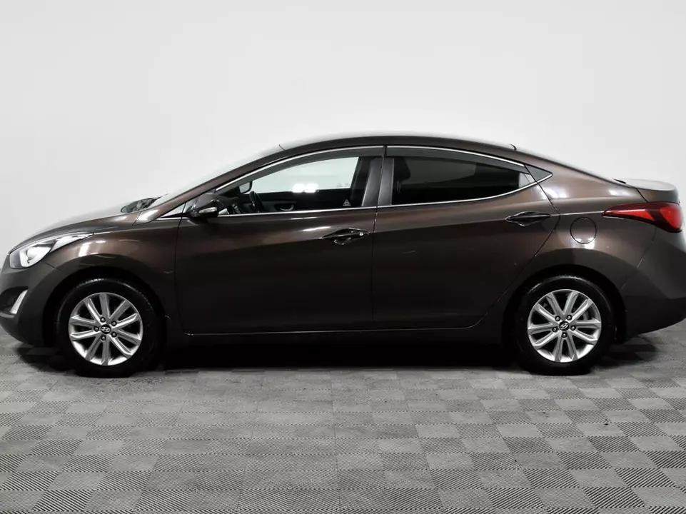 Hyundai Elantra, фото №8