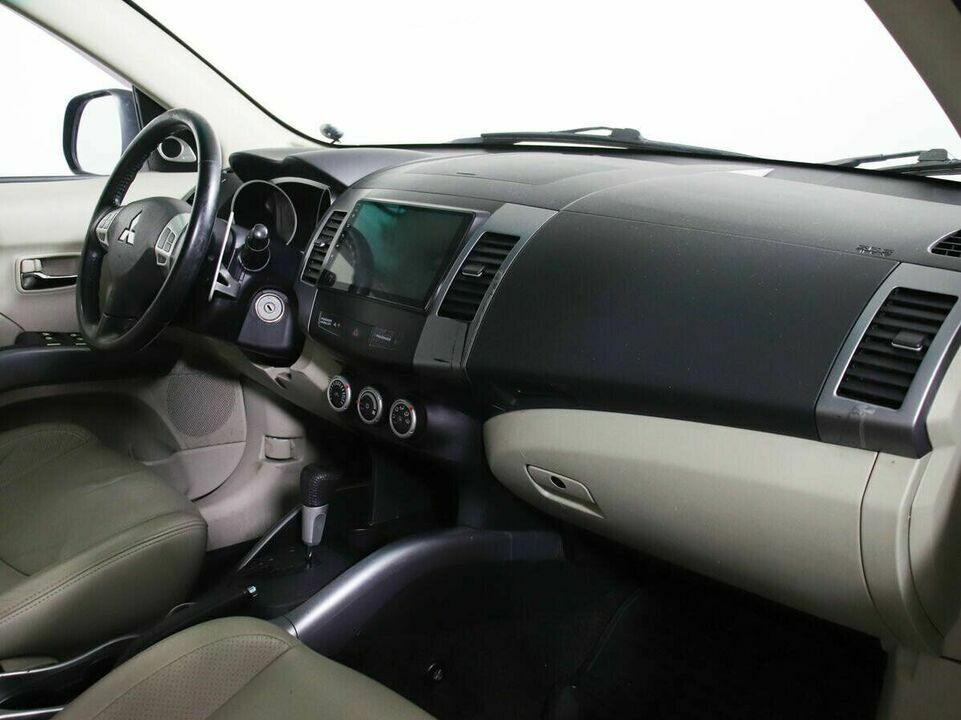 Mitsubishi Outlander II, фото №5