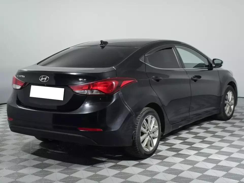 Hyundai Elantra, фото №5
