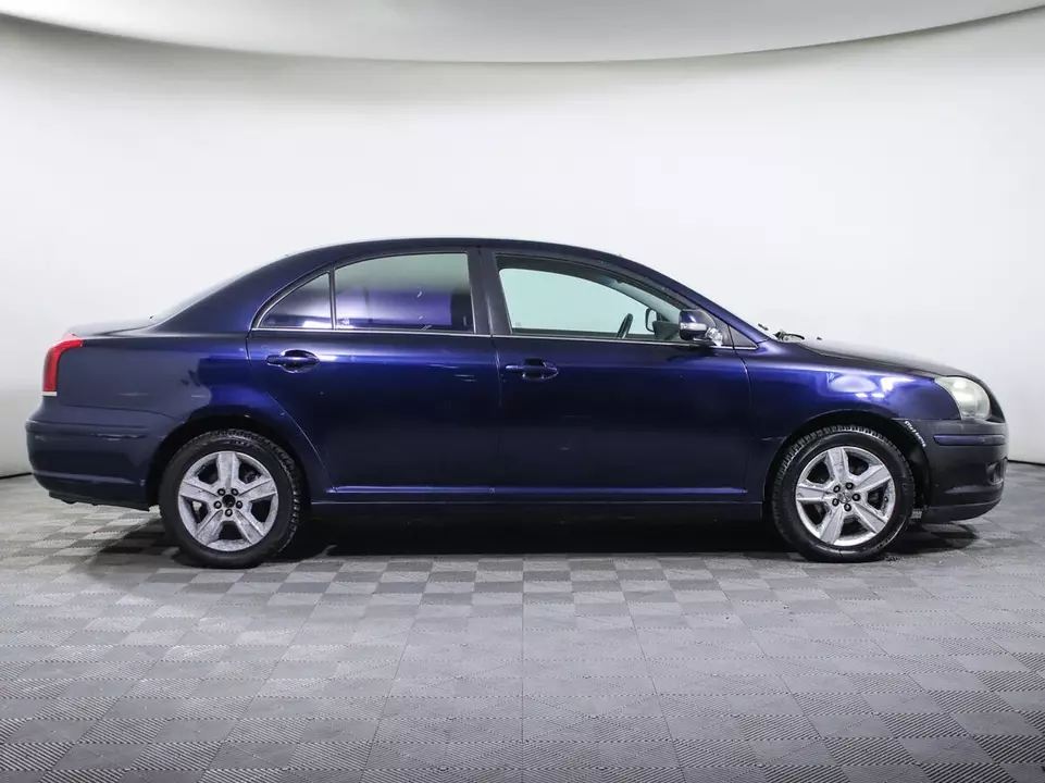 Toyota Avensis, фото №4