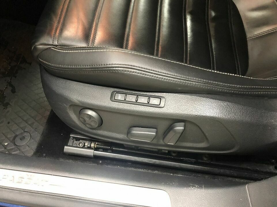 Volkswagen Passat CC, фото №9