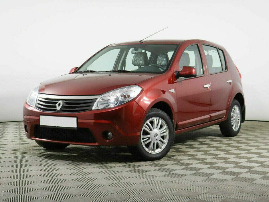 Renault Sandero 1.6 Автомат, фото №1