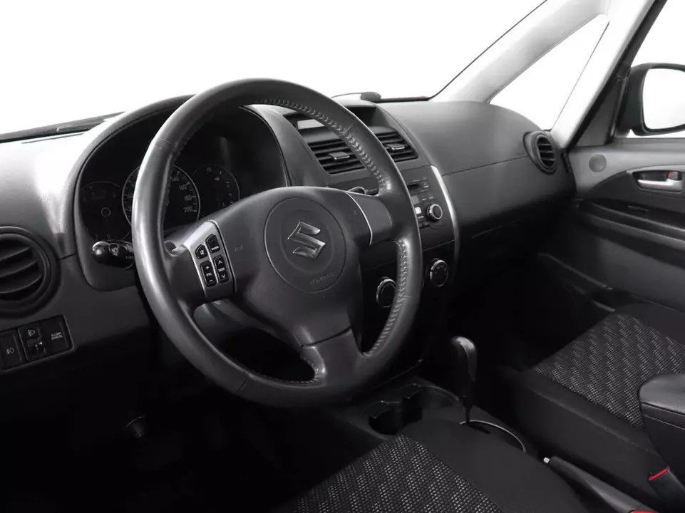 Suzuki SX4, фото №9