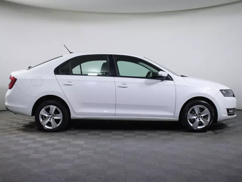 Skoda Rapid, фото №4