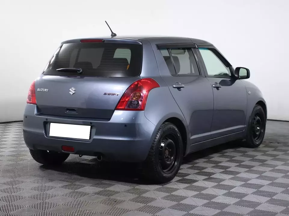 Suzuki Swift, фото №5