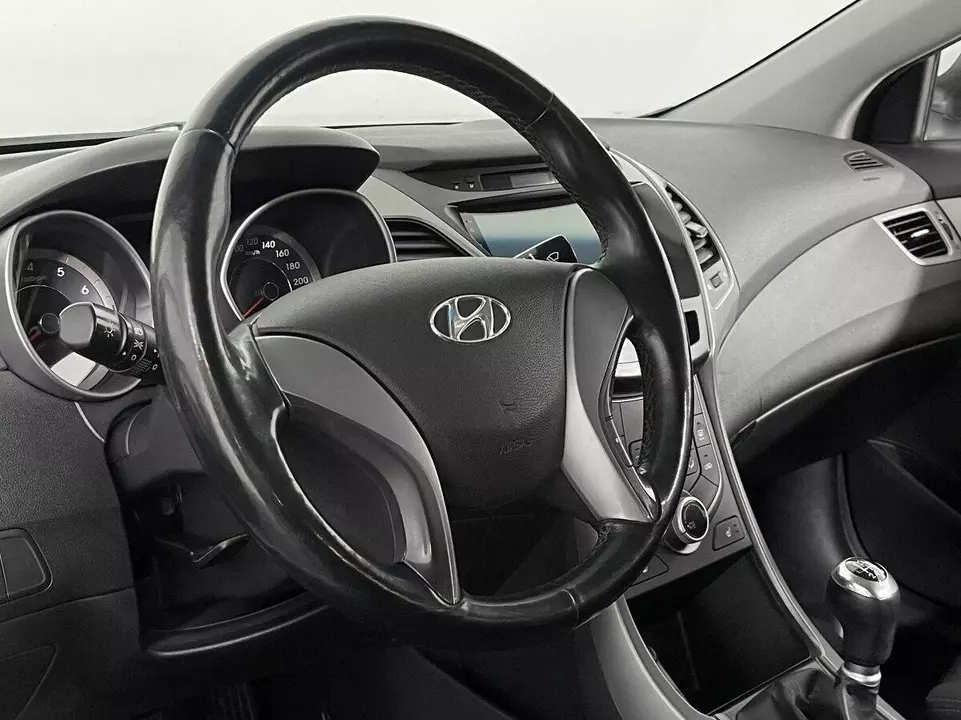 Hyundai Elantra, фото №13
