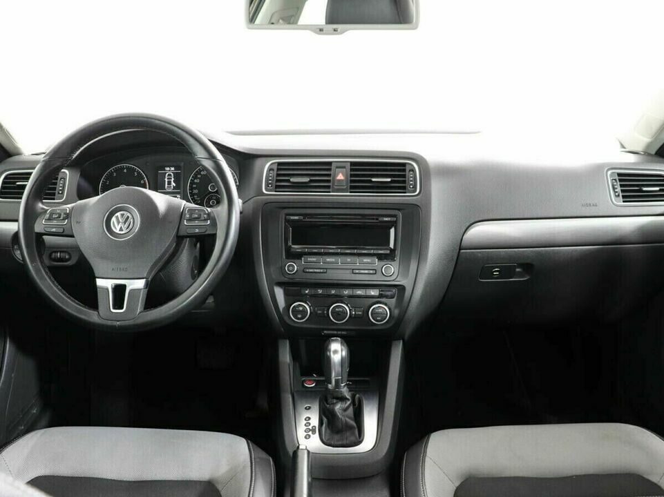 Volkswagen Jetta VI, фото №7