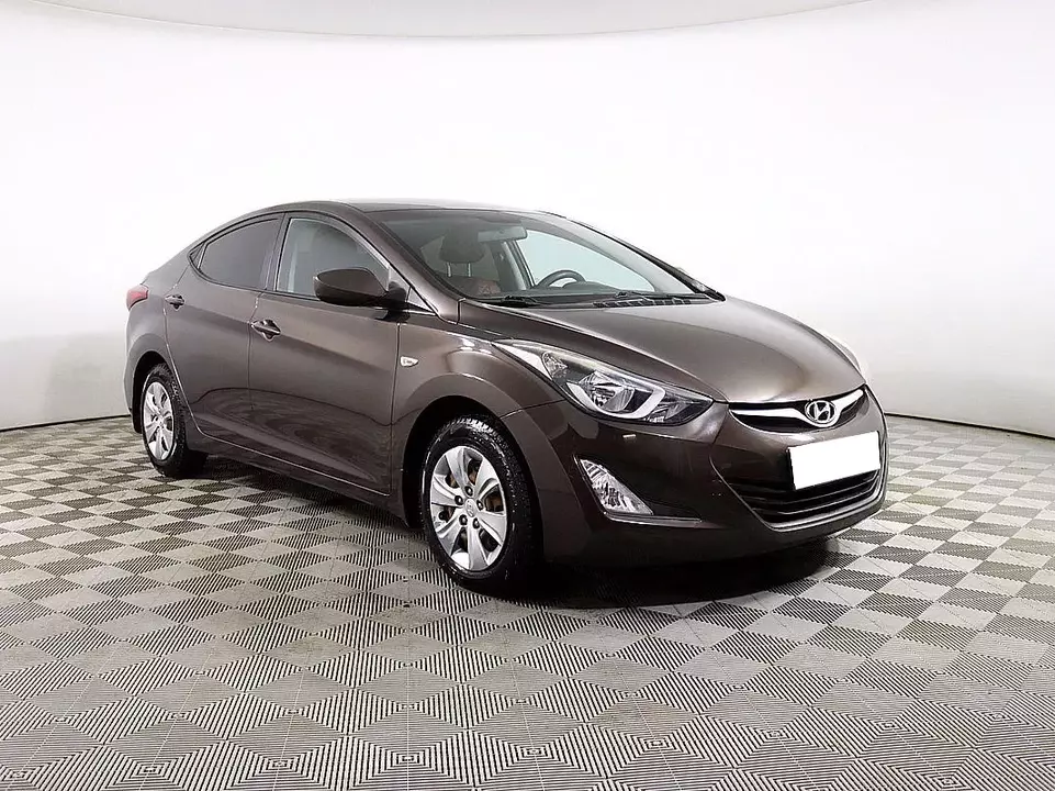 Hyundai Elantra, фото №3