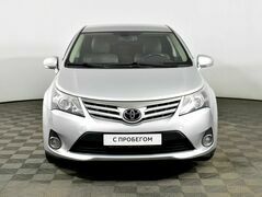 Toyota Avensis, фото №2