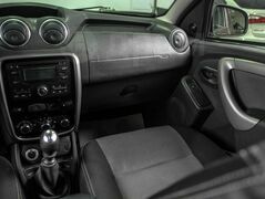 Renault Duster, 1 поколение, фото №12