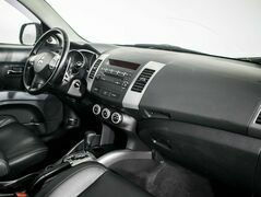 Mitsubishi Outlander, фото №10