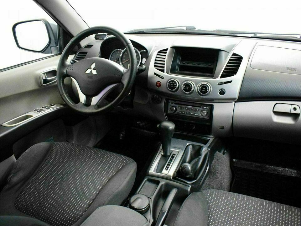 Mitsubishi l200 iv, фото №7