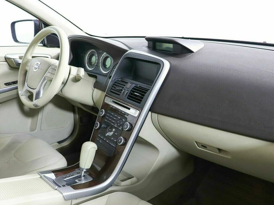 Volvo XC60 I, фото №9