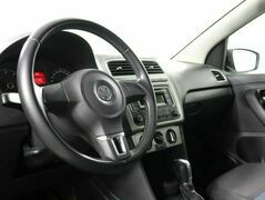 Volkswagen Polo 1.6 Автомат, фото №5