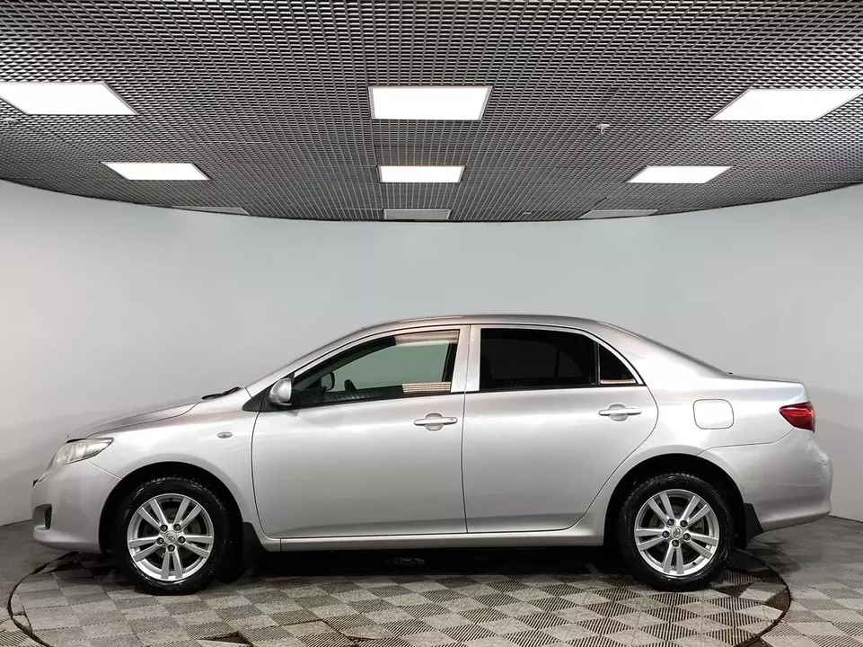 Toyota Corolla, фото №8