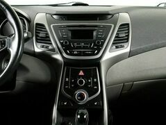 Hyundai Elantra 1.6 Автомат, фото №6