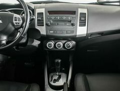Mitsubishi Outlander, фото №7