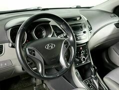 Hyundai Elantra 1.6 Автомат, фото №5