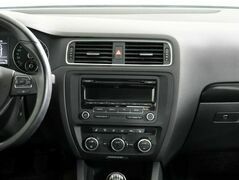 Volkswagen Jetta VI, фото №7