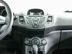 Ford Fiesta Mk6 Рестайлинг, фото №7