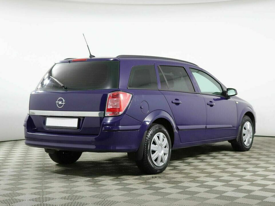 Opel Astra H Рестайлинг, фото №3
